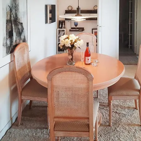Apartman 1 Bedroom Lovely In *