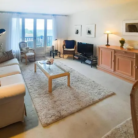 Apartman 1 Bedroom Lovely In Trouville-sur-Mer