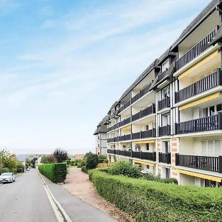 1 Bedroom Cozy In Apartamento Trouville-sur-Mer