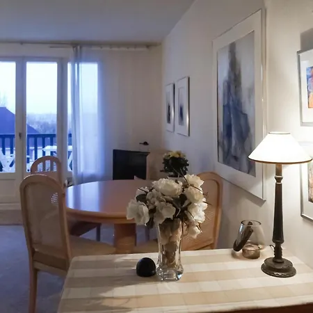 Apartamento 1 Bedroom Cozy In Trouville-sur-Mer